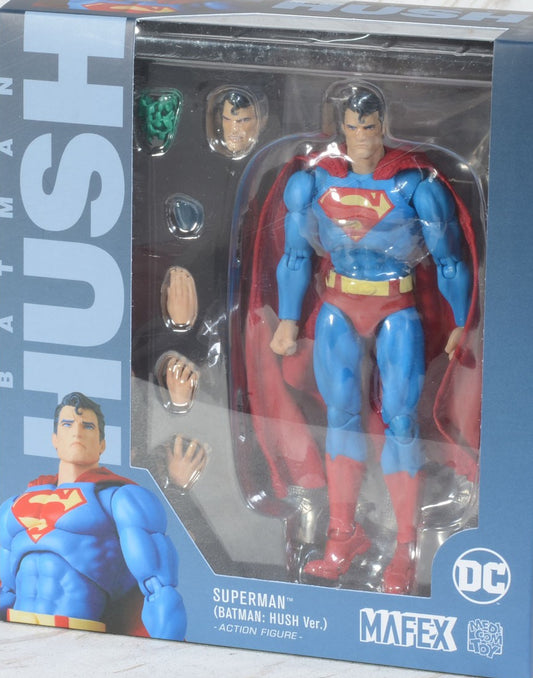 Medicom Mafex  Superman (Batman: Hush Ver.) [4530956471174]