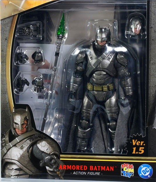 Medicom Mafex  Armored Batman [4530956473130]