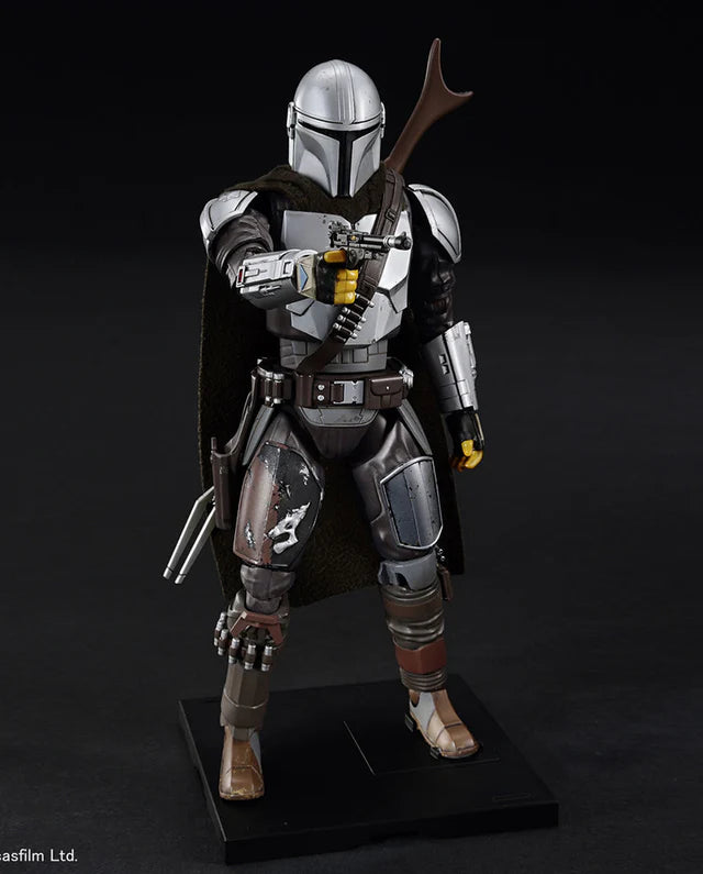 バンダイ スター・ウォーズ 1/12 マンダロリアン [4573102617965]