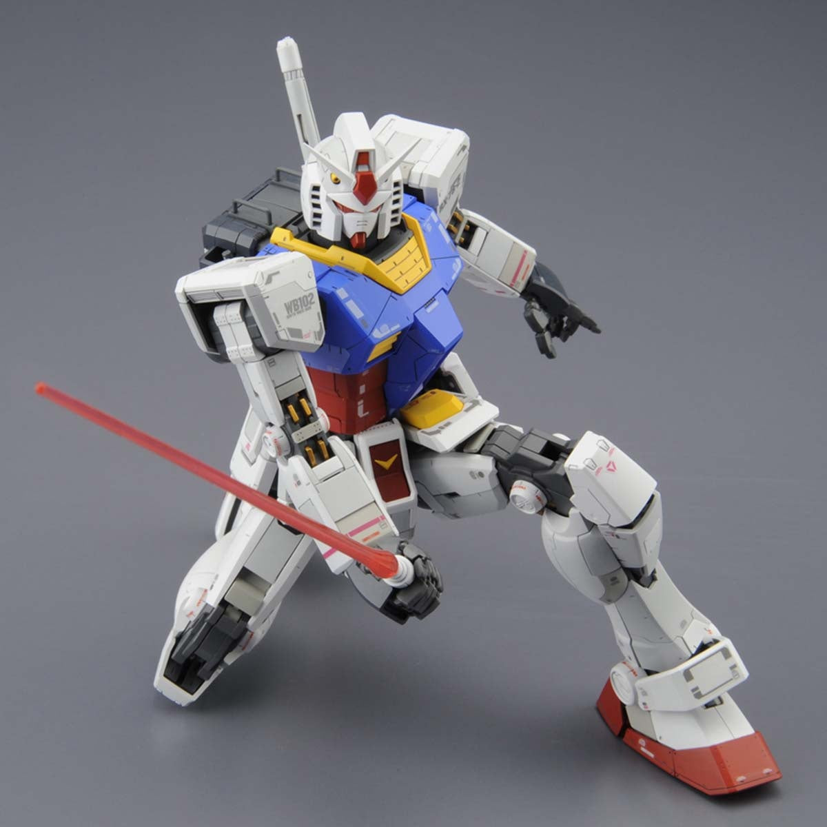 Bandai MG 1/100 RX-78-2 Gundam Ver.3.0 [4573102616104]