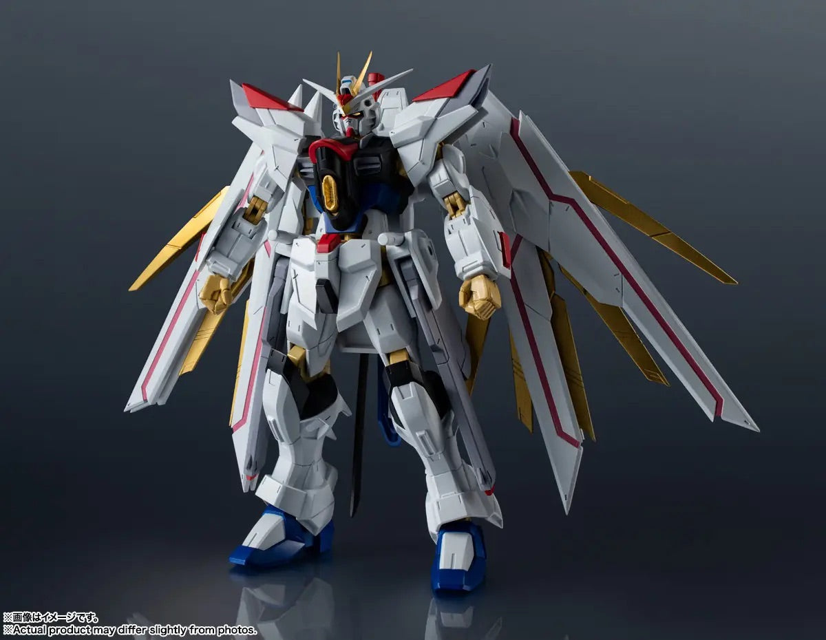 Bandai Gundam Universe  Mighty Strike Freedom Gundam [4573102693396] - Bandai