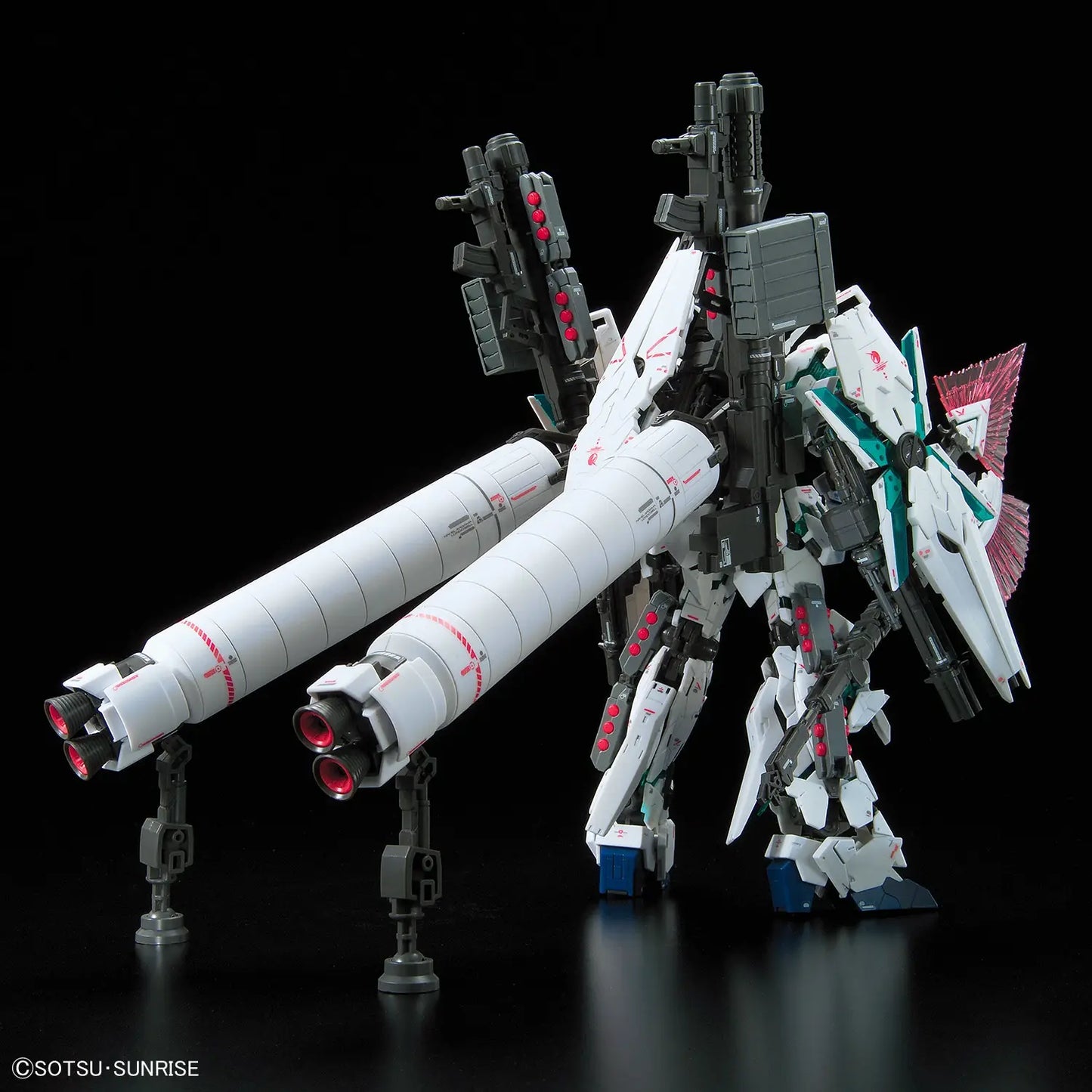 Bandai RG 1/144 Full Armor Unicorn Gundam RX-0 [4573102555861]