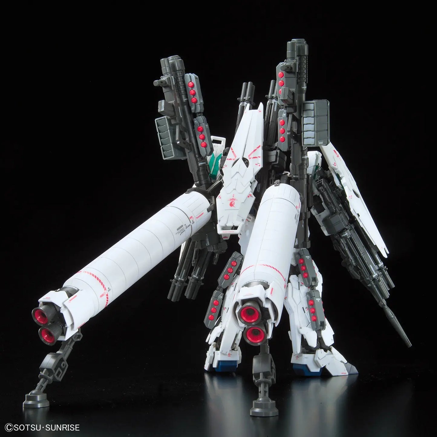 Bandai RG 1/144 Full Armor Unicorn Gundam RX-0 [4573102555861]