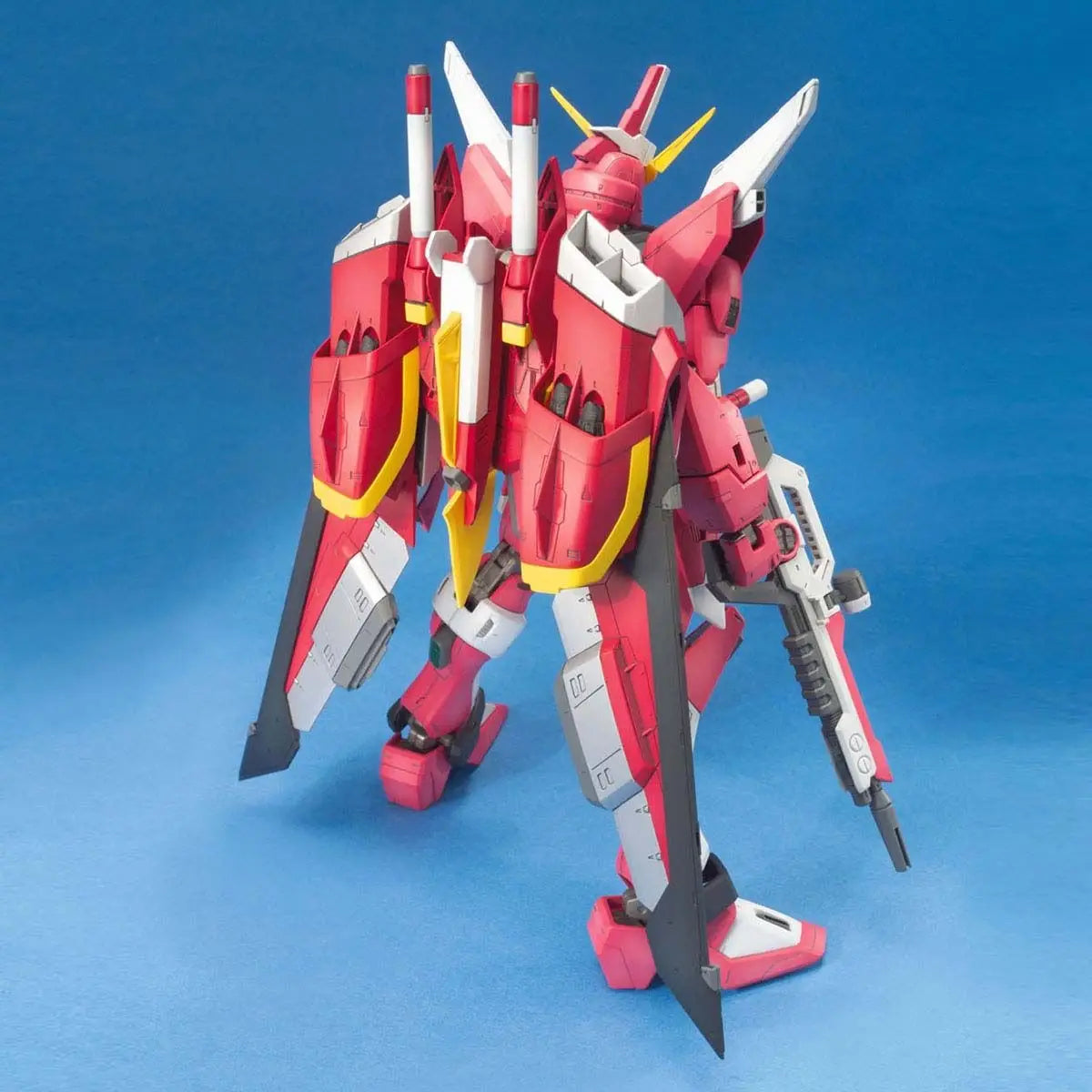 Bandai MG 1/100 Infinite Justice Gundam [4573102630414]
