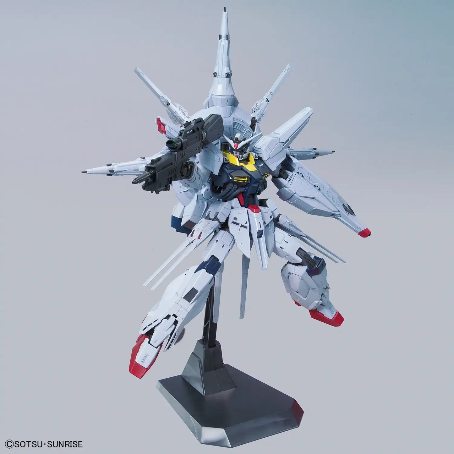 Bandai MG 1/100 Providence Gundam [4573102630513]