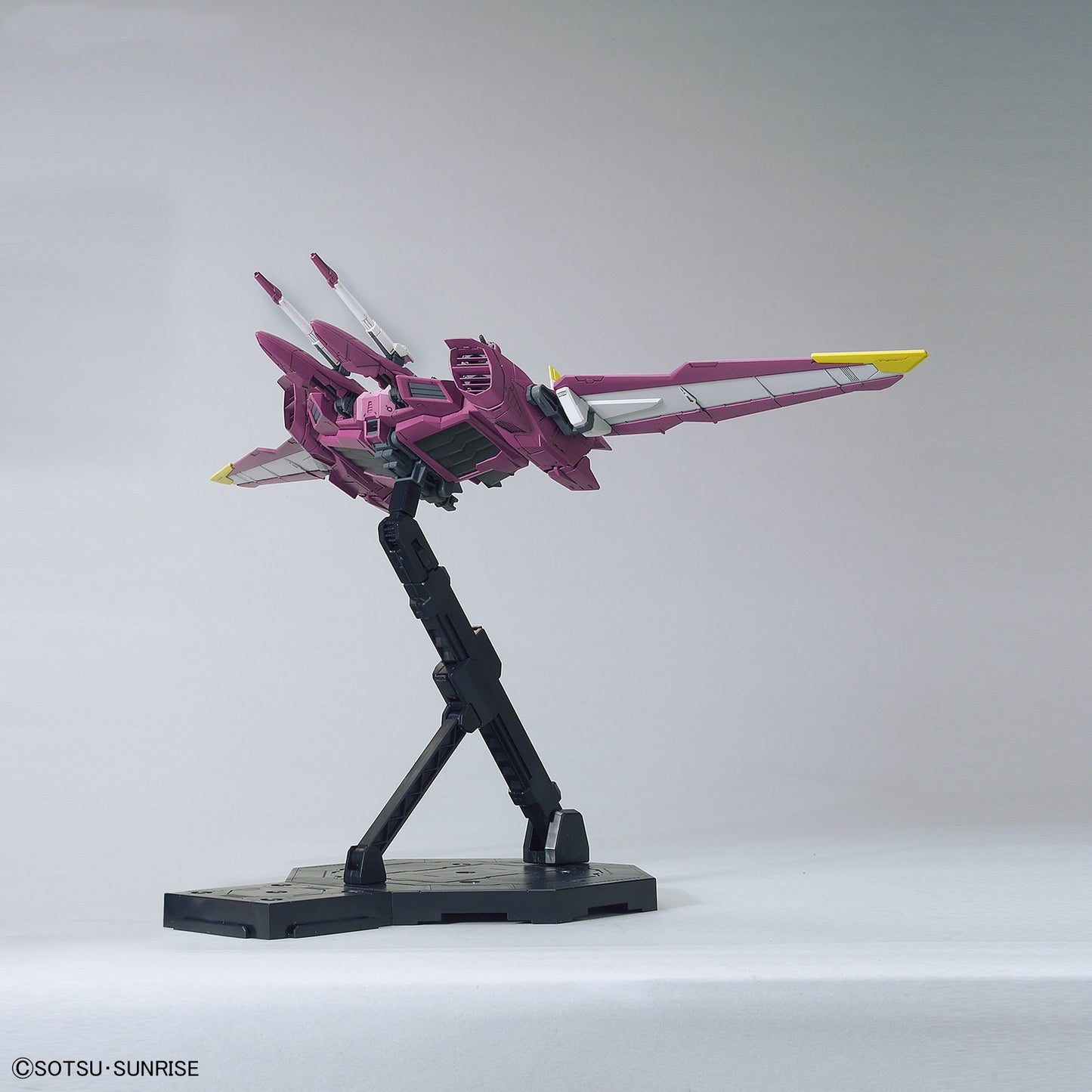 Bandai MG 1/100 Justice Gundam [4573102631503]