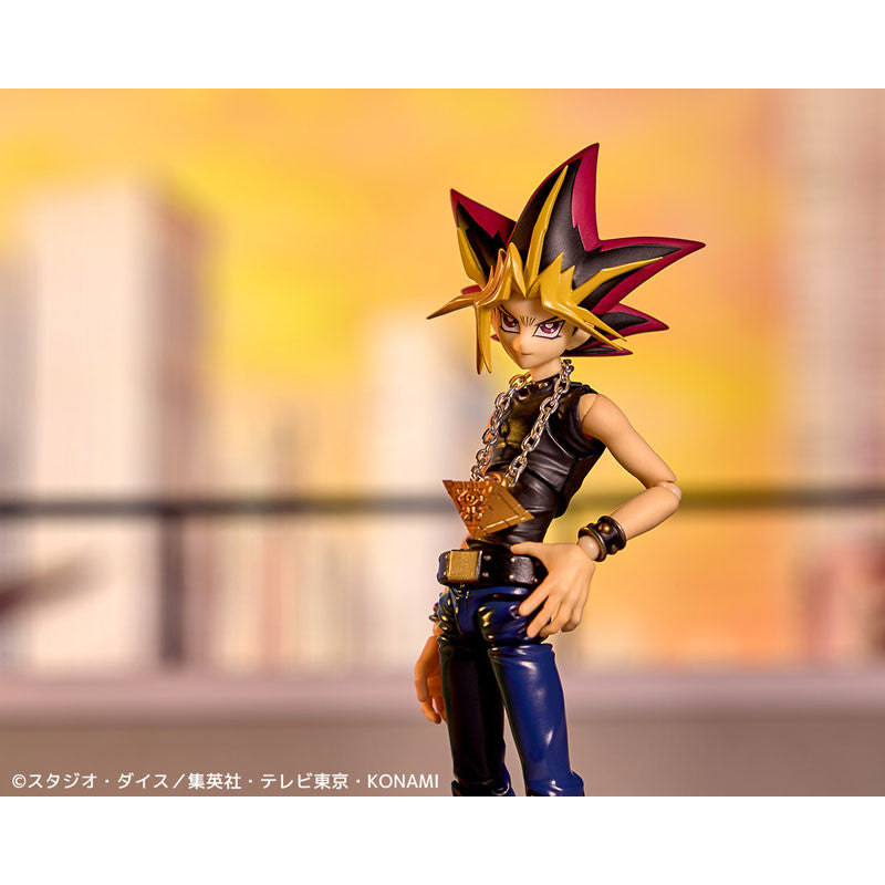 Kaiyodo Revoltech  Yu-Gi-Oh Yami Yugi [4537807220721]
