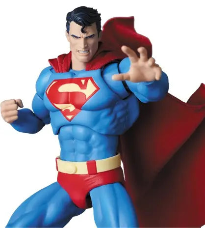 Medicom Mafex  Superman (Batman: Hush Ver.) [4530956471174]