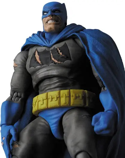 Medicom Mafex Batman (TDKR: The Dark Knight Triumphant) [4530956471198]