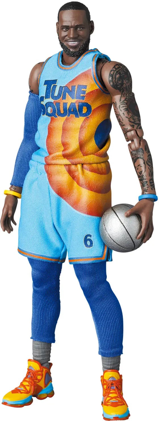 Medicom Mafex Space Jam A New Legacy LeBron James  [4530956471976]
