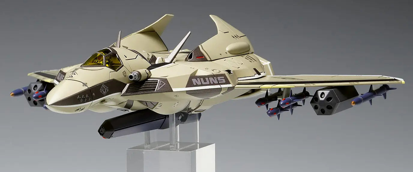 Wave Macross 1/72 VF-171 Nightmare Plus [4943209190775]